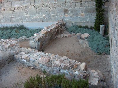 Restos romanos junto a La Puerta de San Vicente